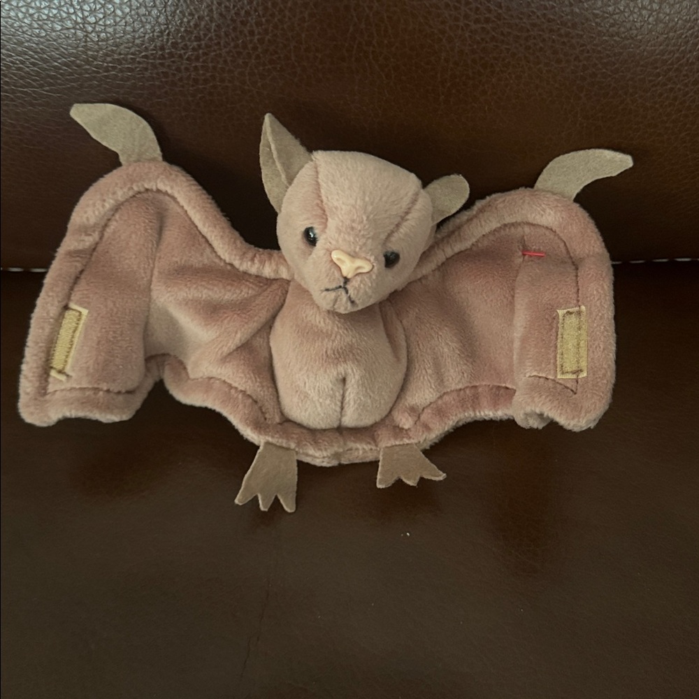 Ty Original Beanie Baby “Batty” the Bat 🦇 Retired Vintage Stuffed Plush